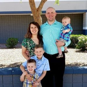 Meet your Posher, Travis